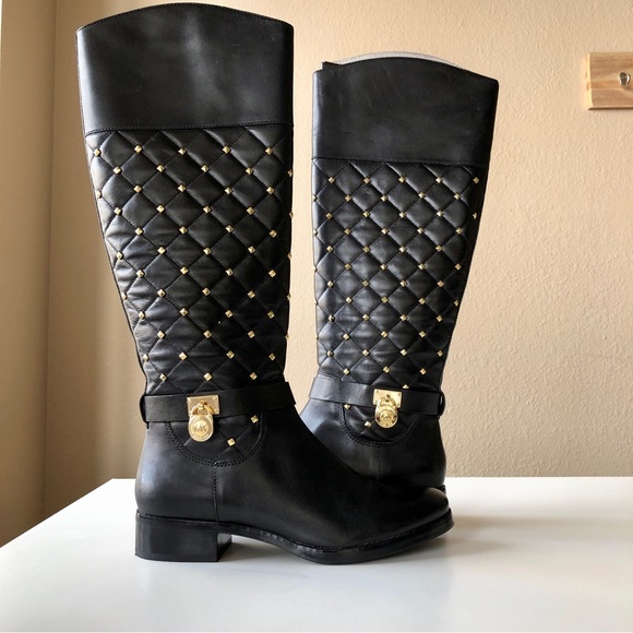 LE like new MK Michael Kors Hamilton gold stud quilted leather riding boots - Picture 4 of 5